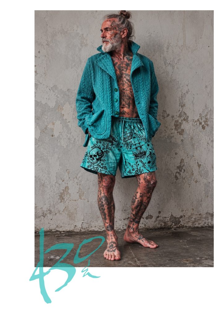 “Nostalgia of MUD” Jumper